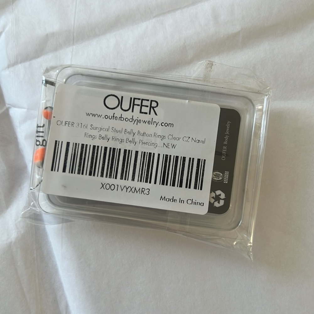 New in package belly button ring - Picture 3 of 3